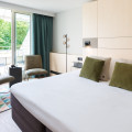 Classic Double Room met bed, zitplekje en privé terras. 
